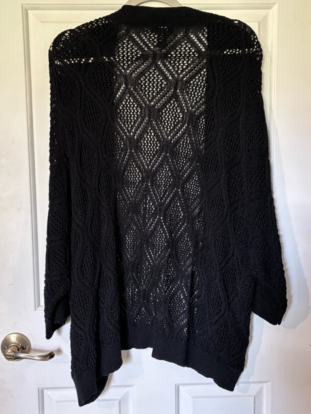 Alfani Black Open-Knit Cardigan. Curved sides - feminine details. Size 3X.